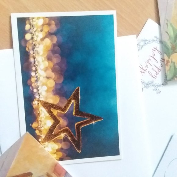 20 Assorted Christmas/Holiday Cards! - Picture 4 of 5